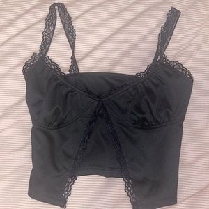 SPLIT FRONT going out top